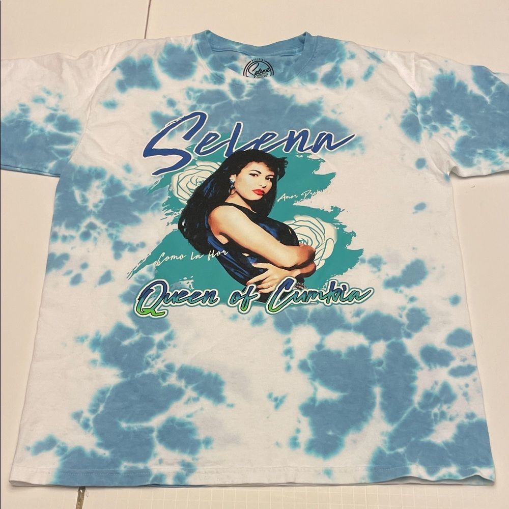 Selena White and Blue Tie-Dye Short Sleeve Tee